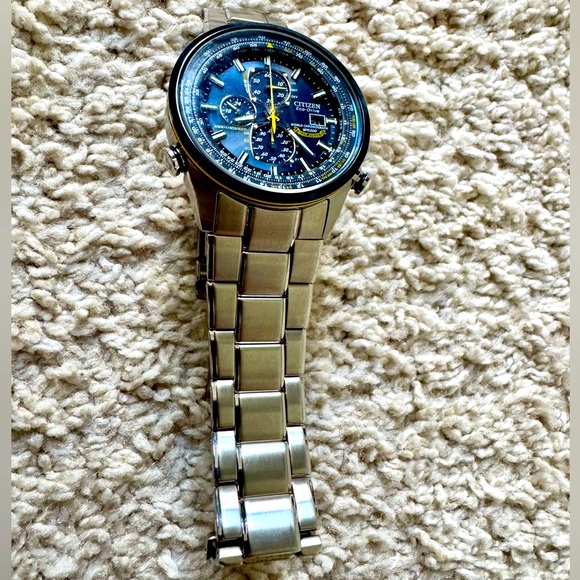 *READ DESCRIPTION* Citizen Eco-Drive Blue Angles H800 Radio controlled Watch - Picture 7 of 16